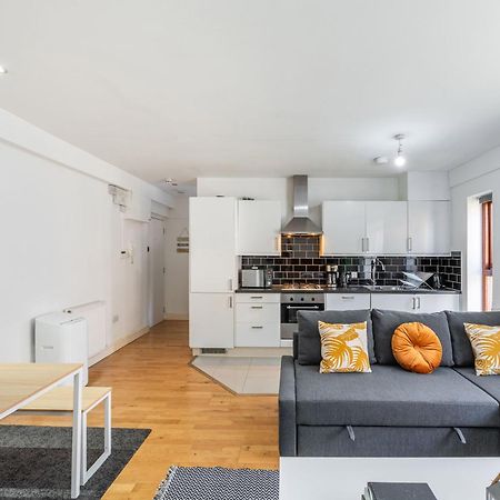 London Waterloo Apartment With Large Private Terrace - View Of The London Eye - 1 Bedroom 1 Bath Ngoại thất bức ảnh
