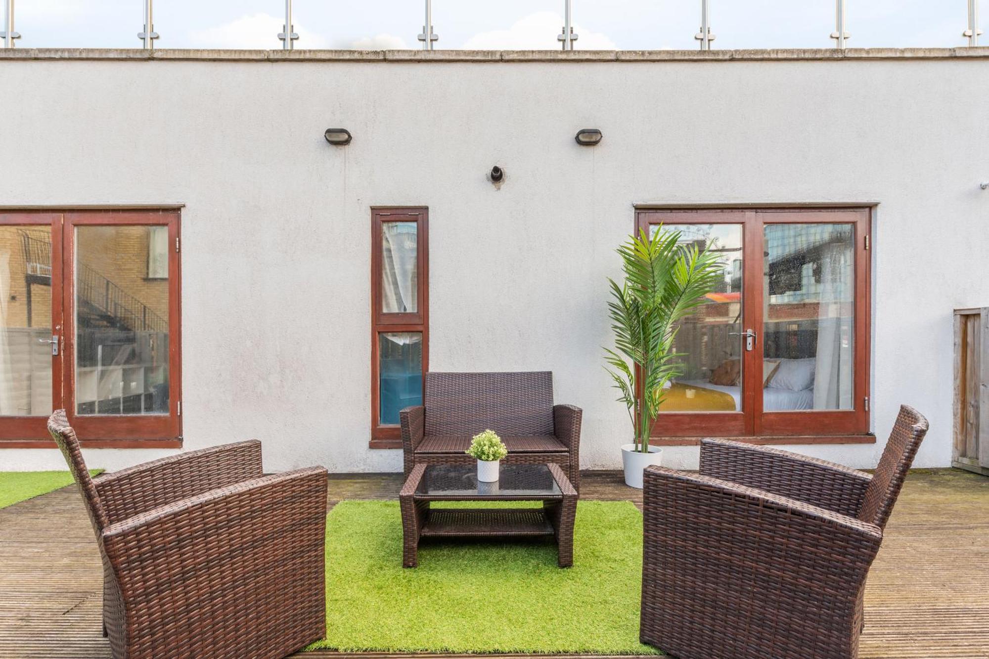 London Waterloo Apartment With Large Private Terrace - View Of The London Eye - 1 Bedroom 1 Bath Ngoại thất bức ảnh